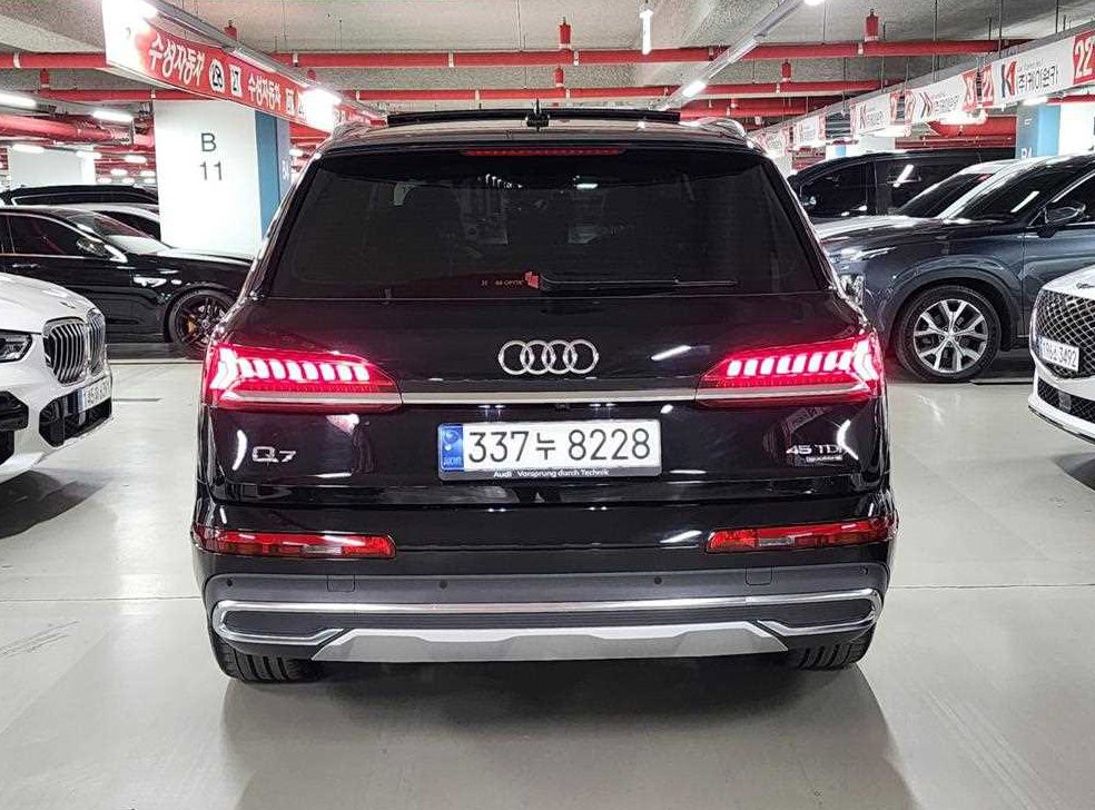 아우디 Q7 45 TDI 콰트로 사진 5