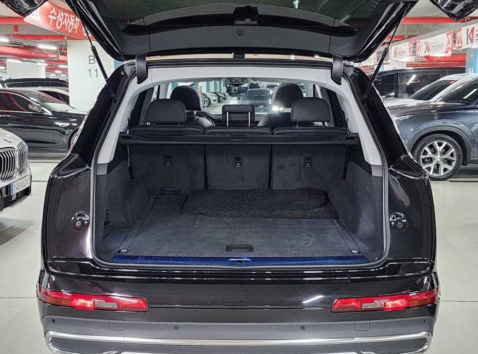 아우디 Q7 45 TDI 콰트로 사진 9