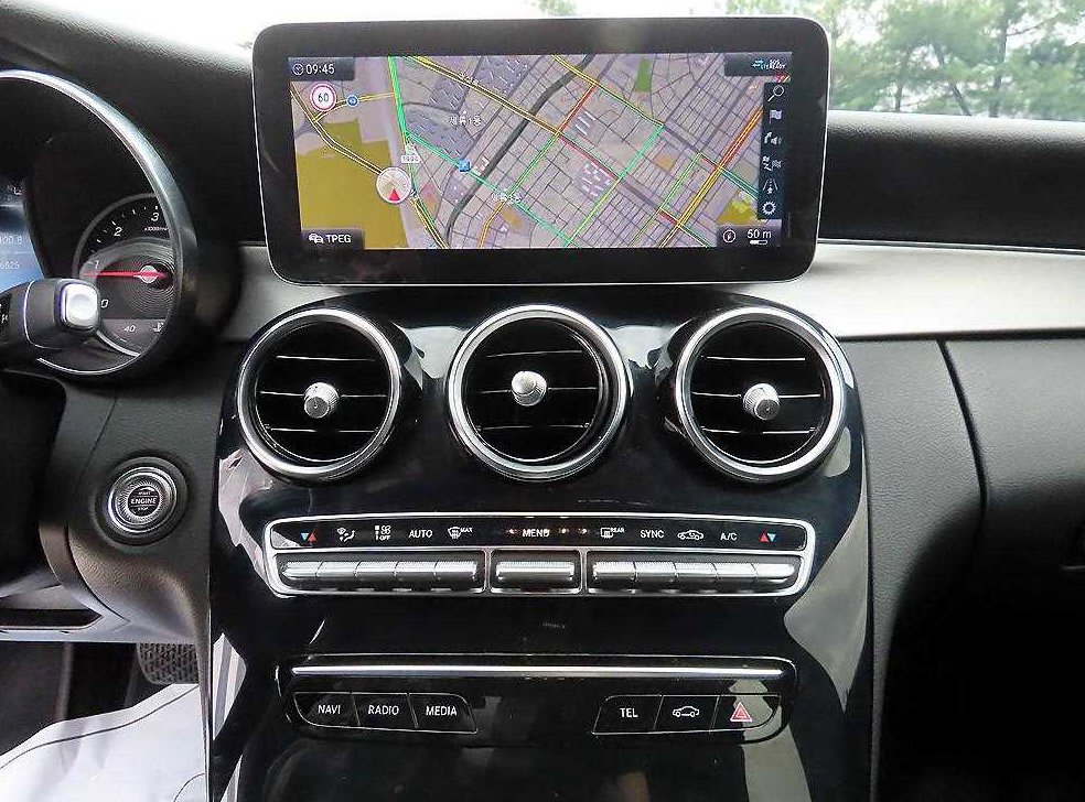 벤츠 C 클래스 C220 d 4MATIC 아방가르드 사진 14