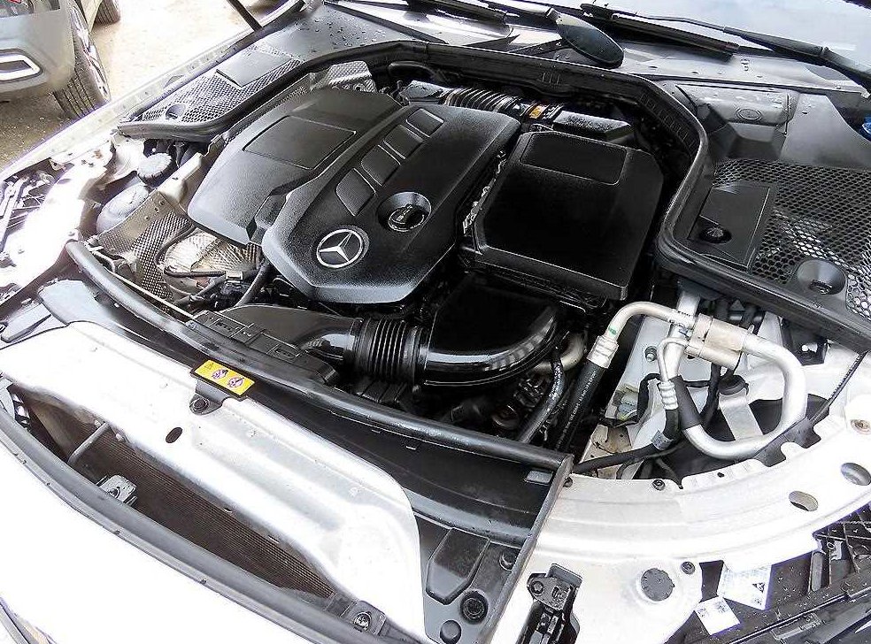 벤츠 C 클래스 C220 d 4MATIC 아방가르드 사진 19