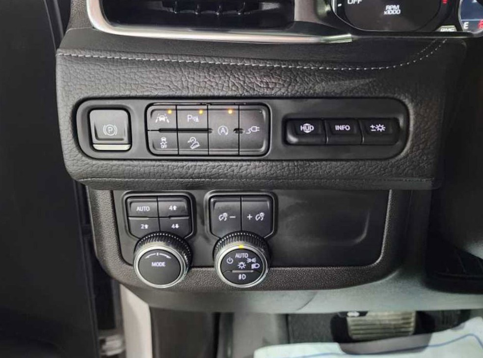 GMC 유콘 6.2 사진 13