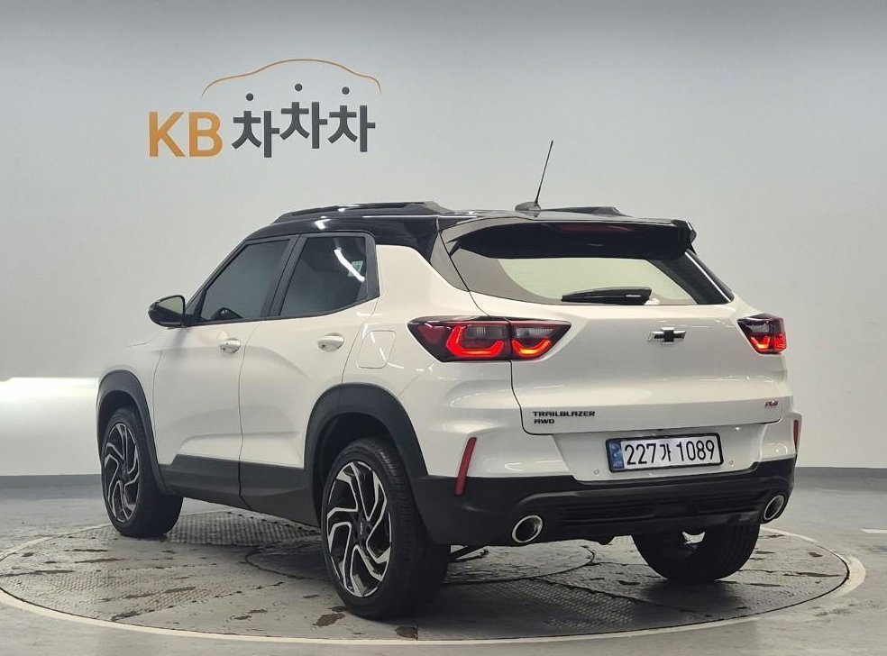 쉐보레 트레일블레이저 가솔린 1.35 터보 4WD 사진 4