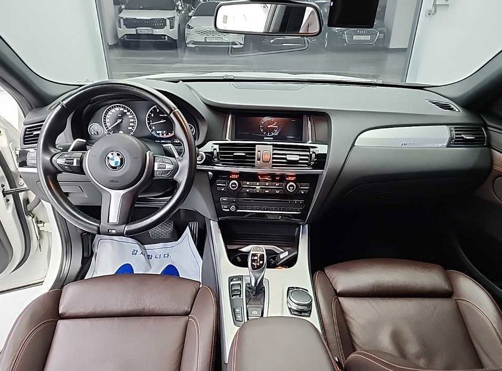 BMW X4 M40i 사진 7