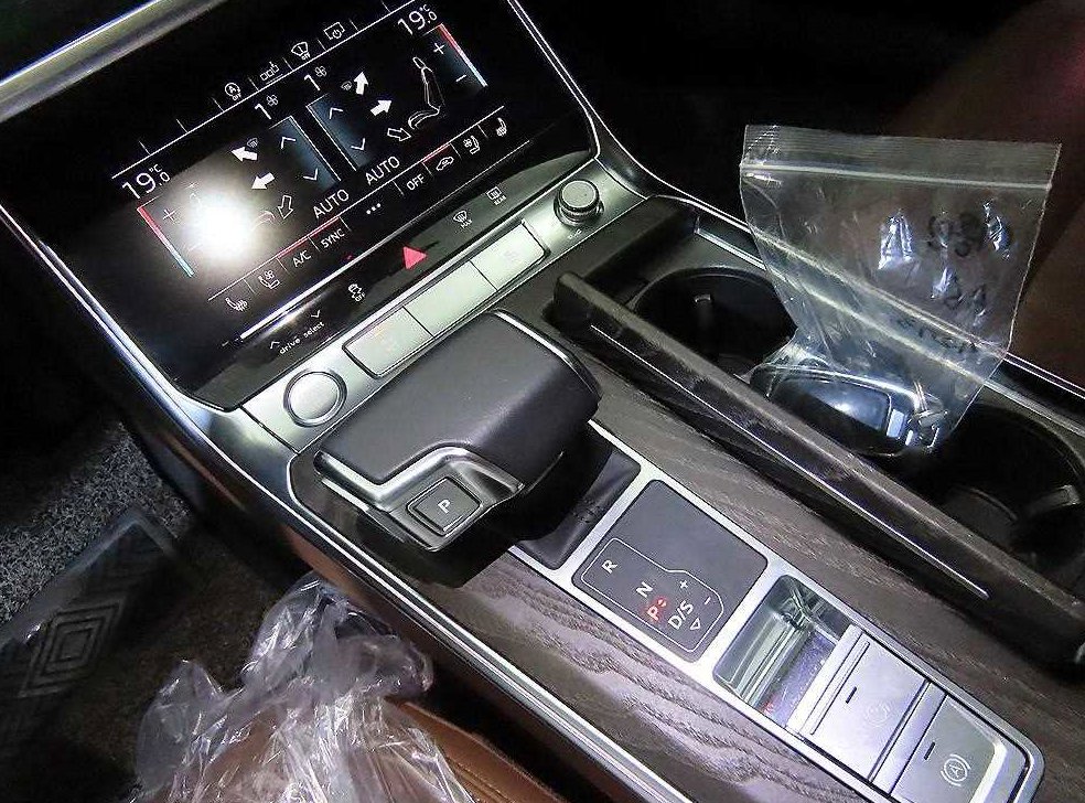 아우디 A6 45 TFSI 사진 12