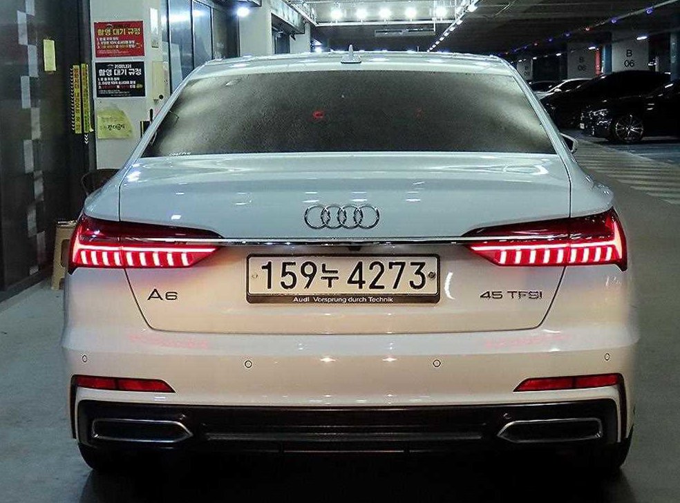 아우디 A6 45 TFSI 사진 5