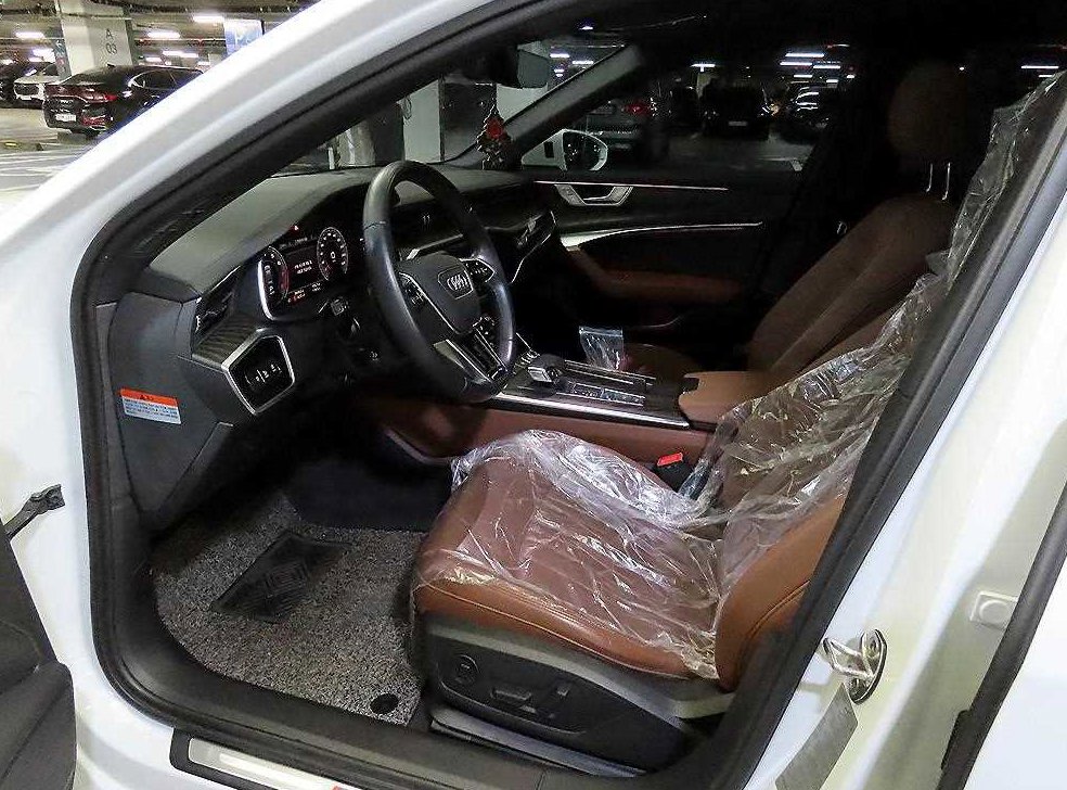아우디 A6 45 TFSI 사진 6