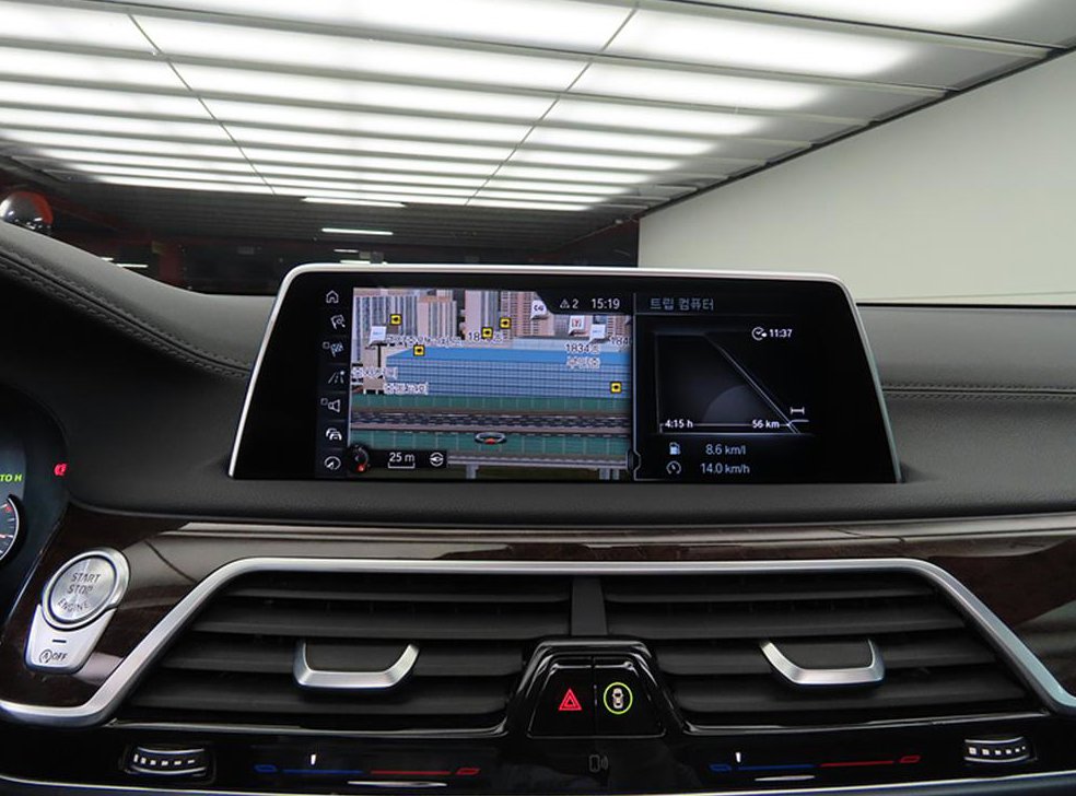 BMW 7시리즈 730d xDrive 사진 15