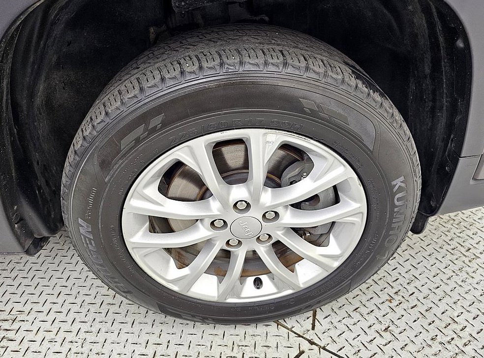 지프 체로키 2.4 론지튜드 AWD 사진 20