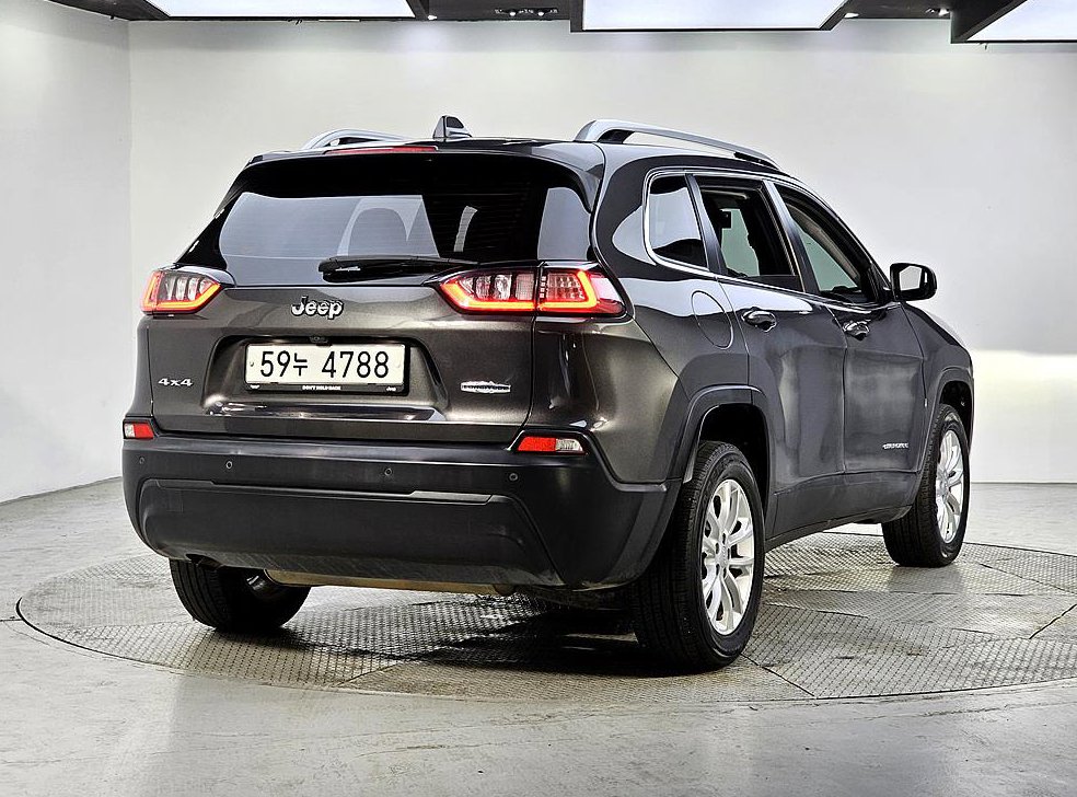 지프 체로키 2.4 론지튜드 AWD 사진 4