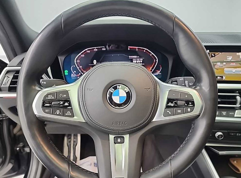 BMW 3시리즈 320d 투어링 M 스포츠 사진 9