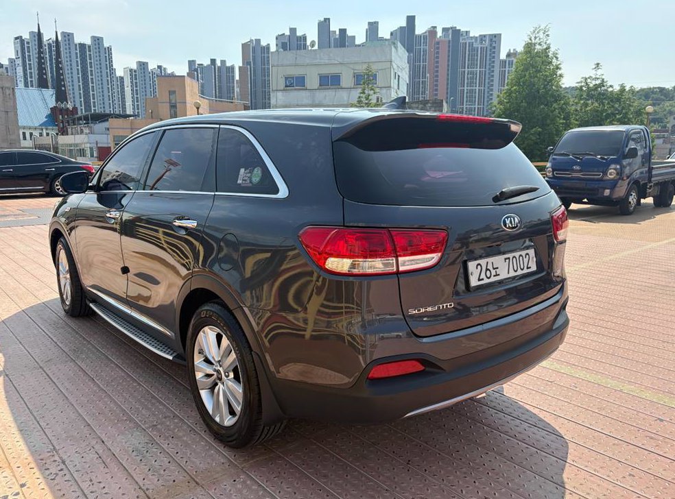 기아 쏘렌토 디젤 2WD 2.0 럭셔리 사진 2