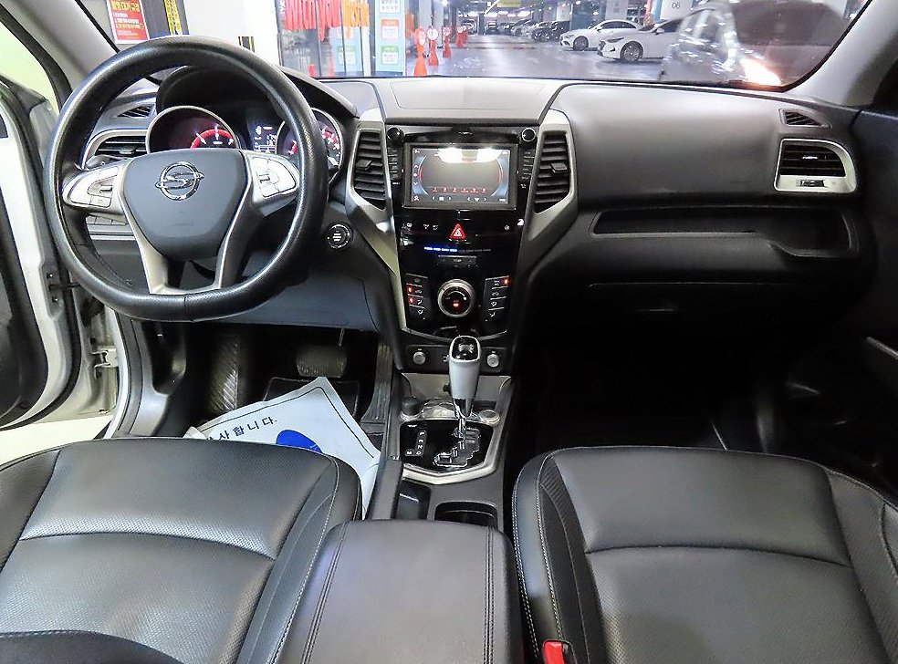 KG모빌리티(쌍용)  티볼리 디젤 4WD 1.6 VX 사진 10