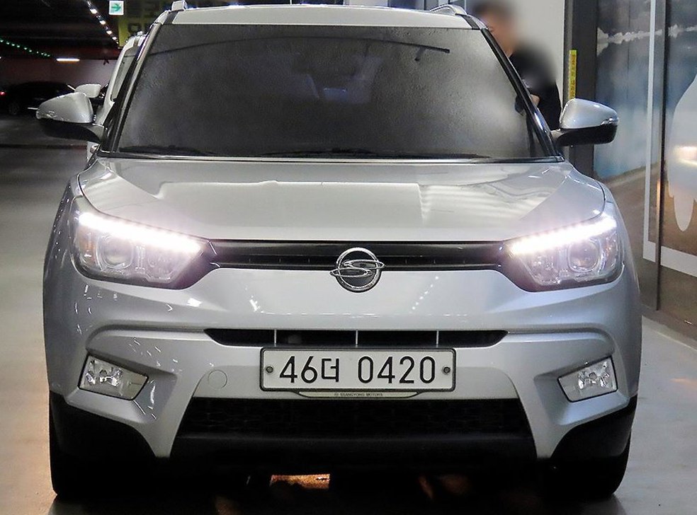 KG모빌리티(쌍용)  티볼리 디젤 4WD 1.6 VX 사진 2