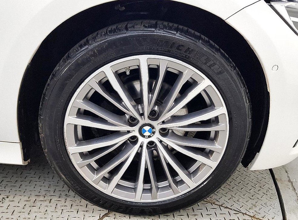 BMW 3시리즈 320i 럭셔리 사진 20