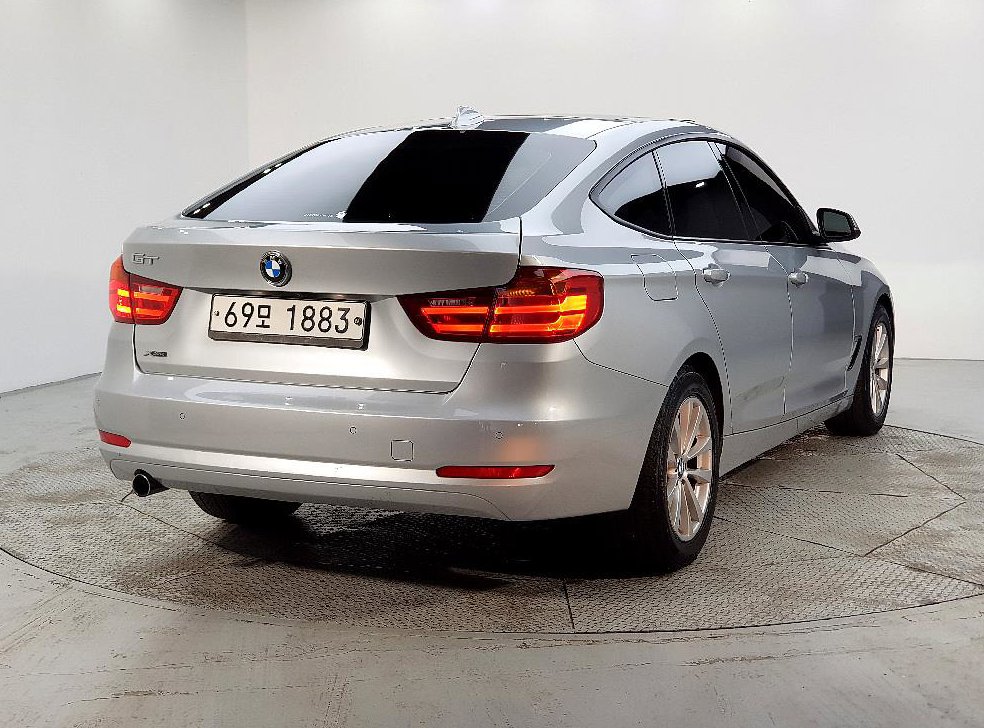 BMW 그란투리스모 GT 320D xDrive 사진 4