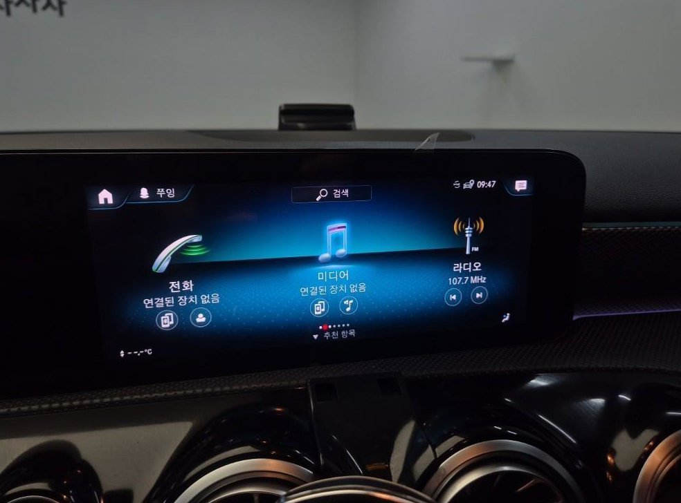 벤츠 A 클래스 A220 세단 사진 17
