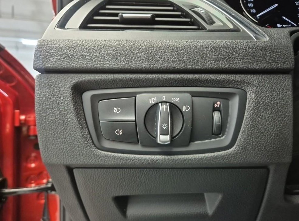 BMW 1시리즈 118d M 스포츠 섀도우 에디션 사진 13