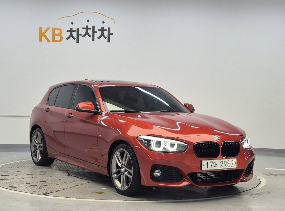 BMW 1시리즈 118d M 스포츠 섀도우 에디션 사진 3