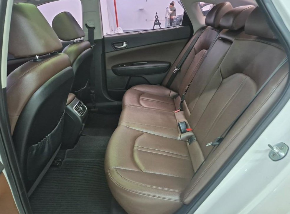 기아 K5 2.0 노블레스 사진 12