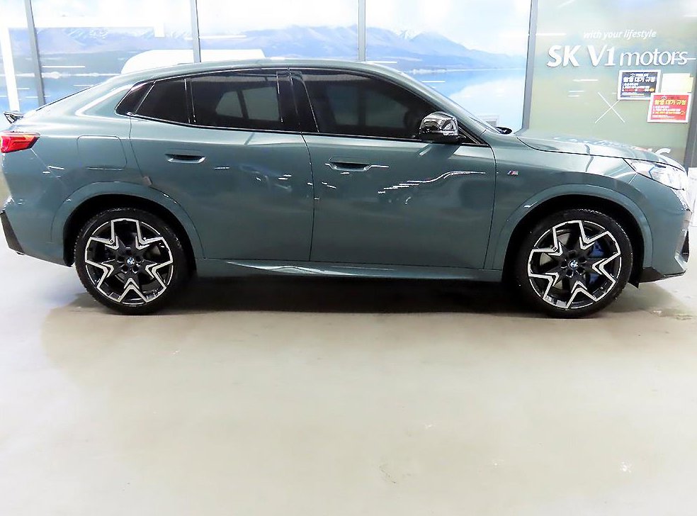BMW X2 xDrive M35i 사진 3