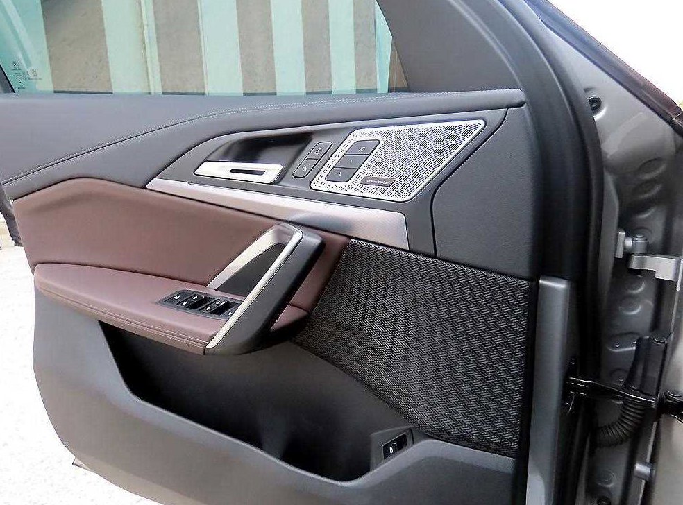 BMW X1 M35i xDrive 사진 12