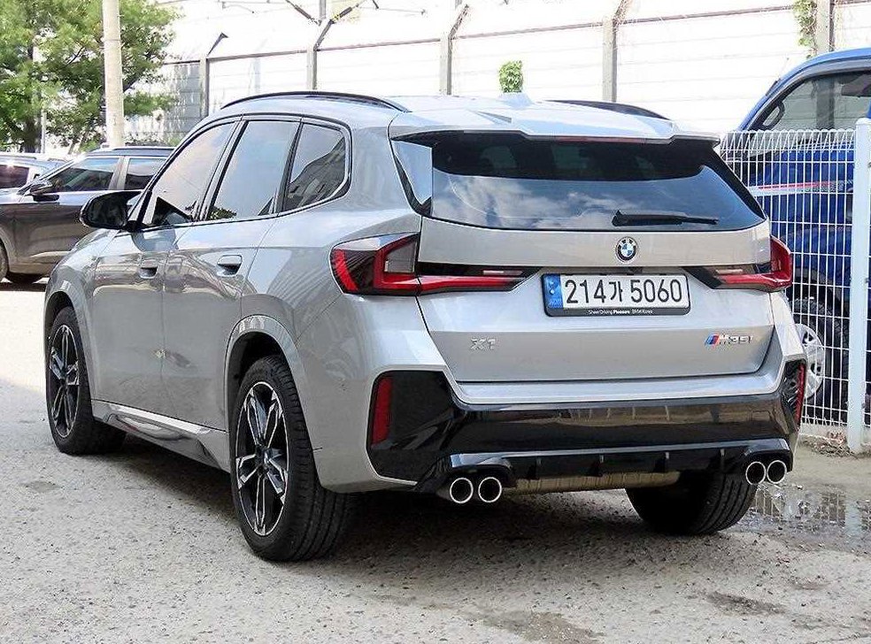 BMW X1 M35i xDrive 사진 3