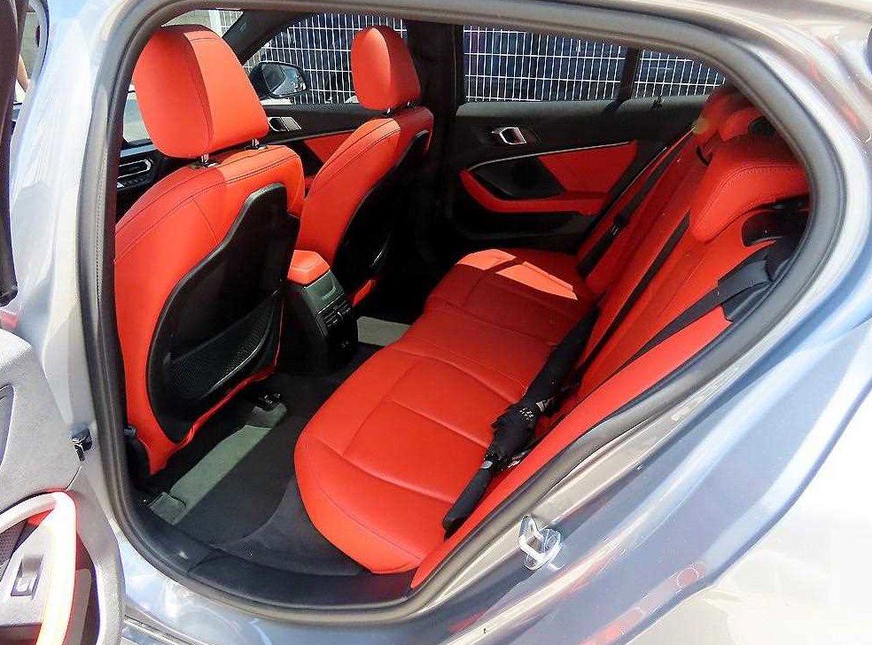 BMW 1시리즈 120i M 스포츠 사진 6