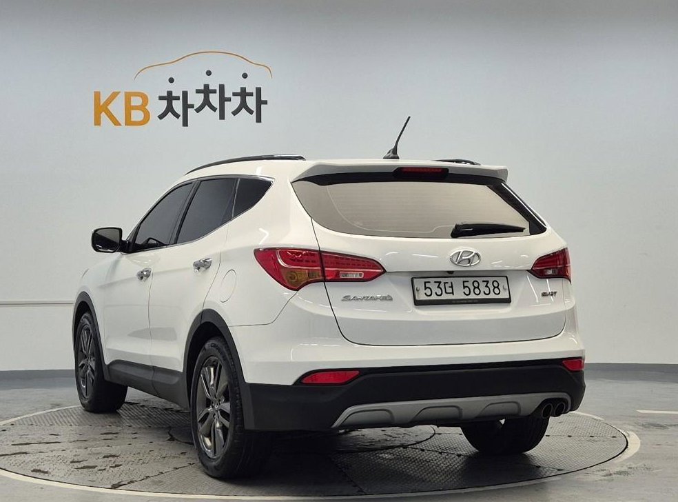현대 싼타페 디젤 2WD 2.0 익스클루시브 사진 2