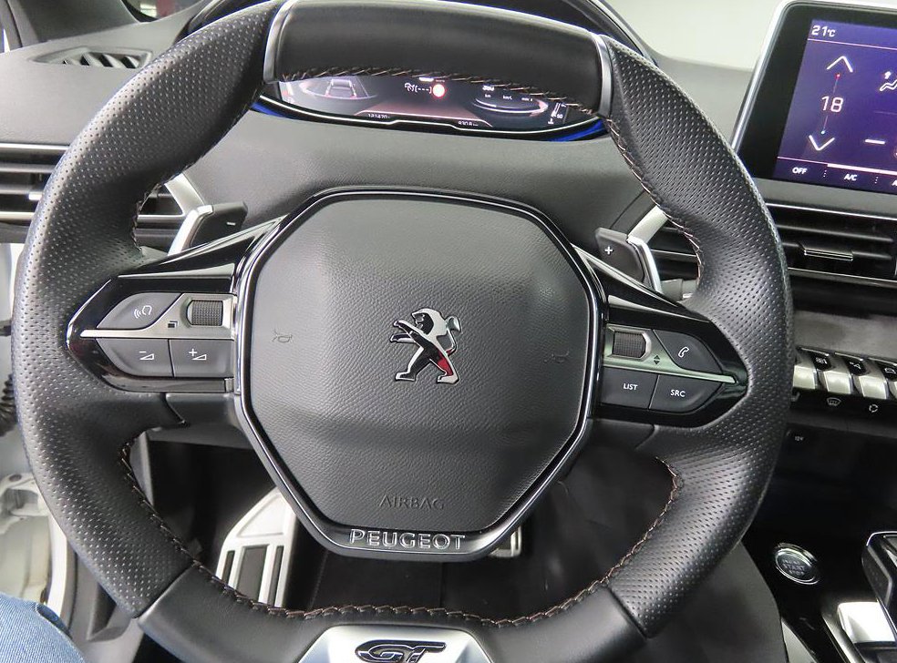 푸조 3008 1.5 BlueHDi GT 사진 8