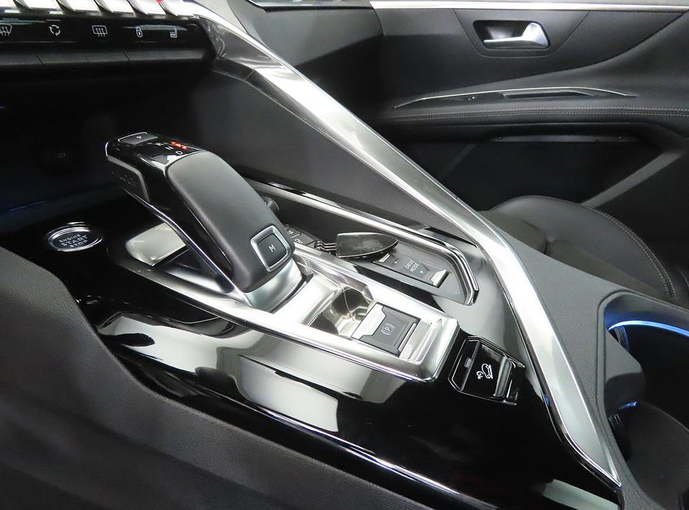 푸조 3008 1.5 BlueHDi GT 사진 9