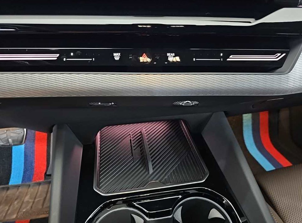 BMW 5시리즈 520i 사진 10