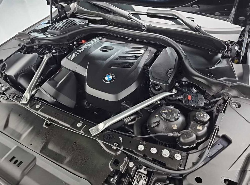 BMW 5시리즈 520i 사진 5