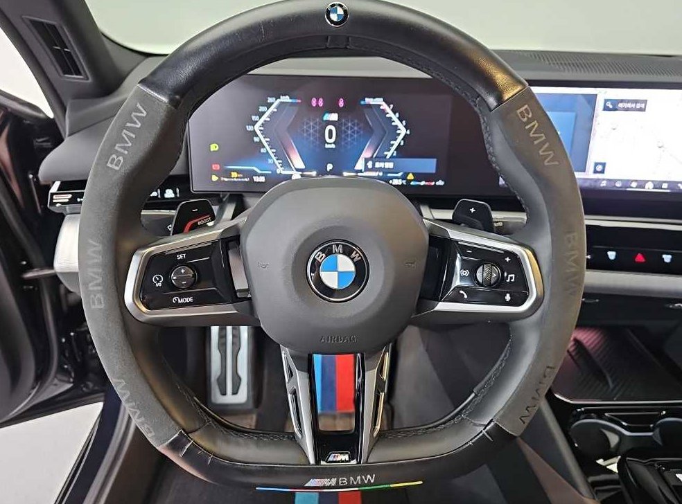 BMW 5시리즈 520i 사진 9