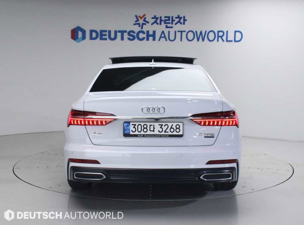 아우디 A6 45 TFSI 사진 4
