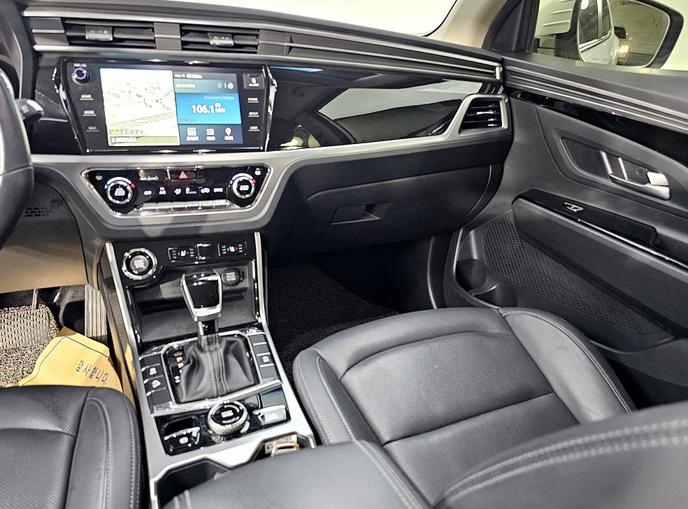 KG모빌리티(쌍용)  코란도 2WD 가솔린 1.5 C5 플러스 사진 10