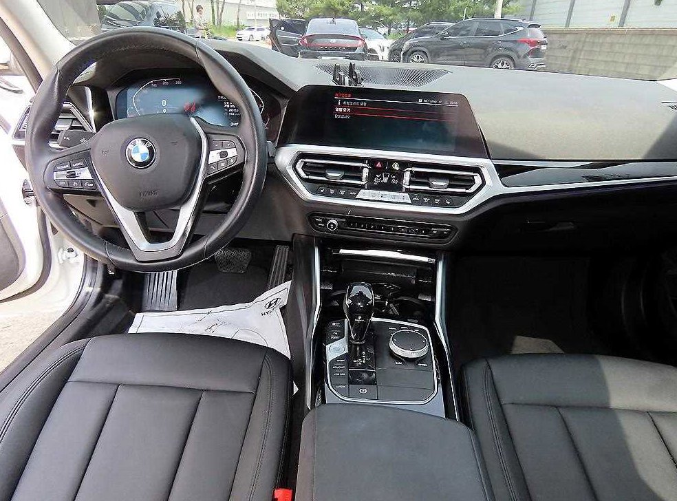 BMW 3시리즈 320i 사진 7