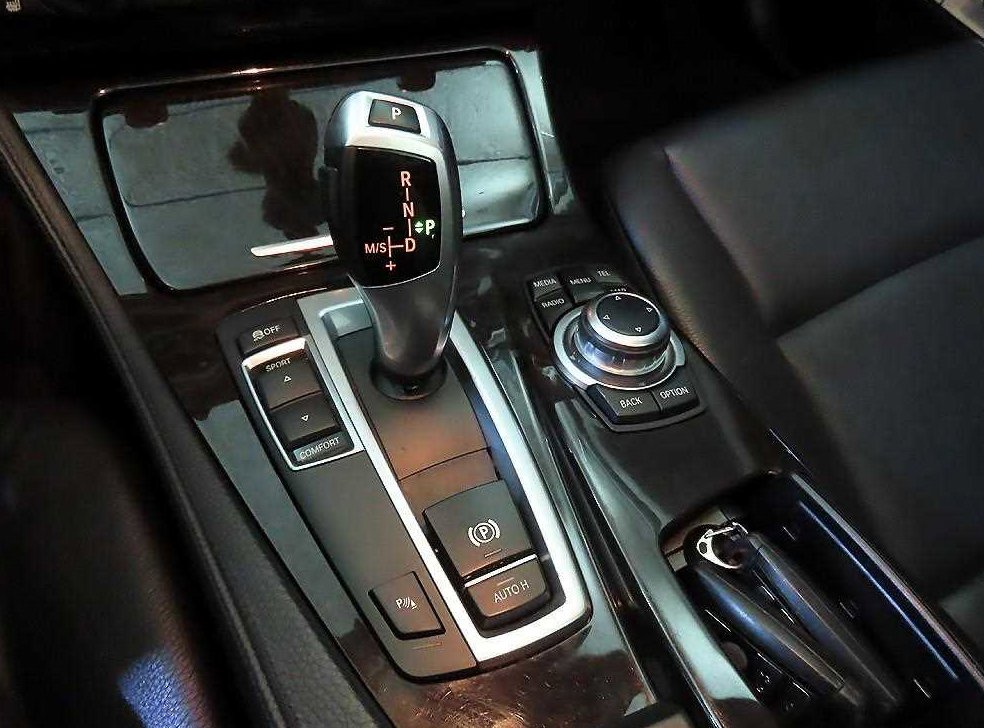 BMW 5시리즈 520d 사진 12