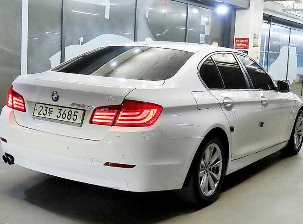 BMW 5시리즈 520d 사진 4