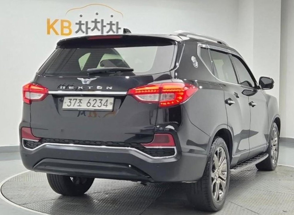 KG모빌리티(쌍용)  렉스턴 디젤 2.2 4WD 사진 4