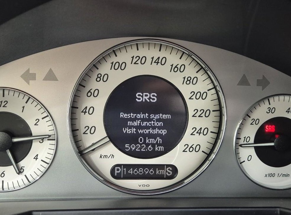벤츠 E 클래스 E200K 아방가르드 사진 6