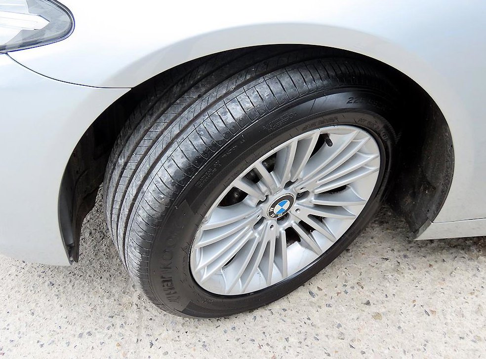 BMW 5시리즈 520d xDrive 사진 20