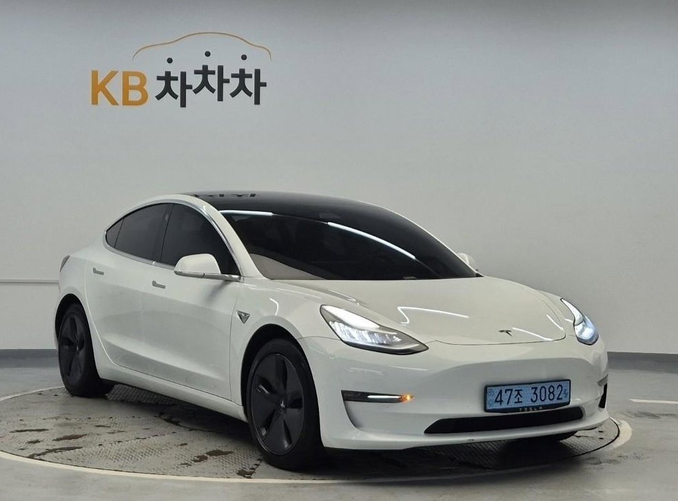 테슬라 모델 3 롱 레인지 사진 4
