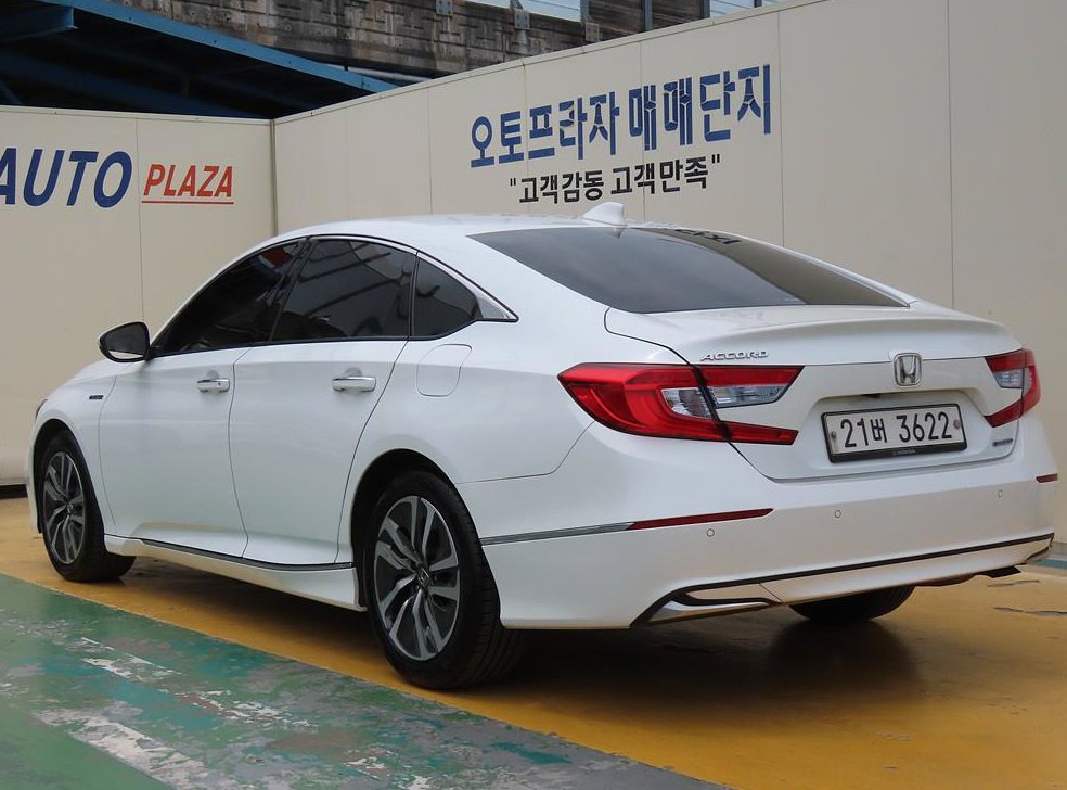 혼다 어코드 2.0 하이브리드 EX-L 사진 3