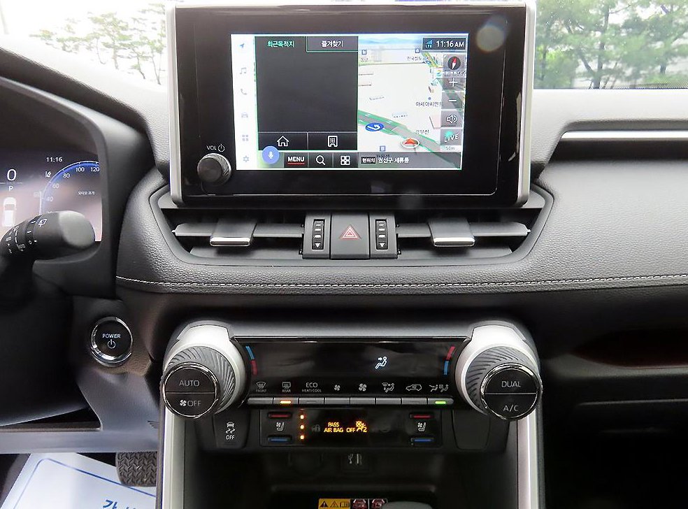 토요타 라브4 2.5 4WD 하이브리드 LTD 사진 13