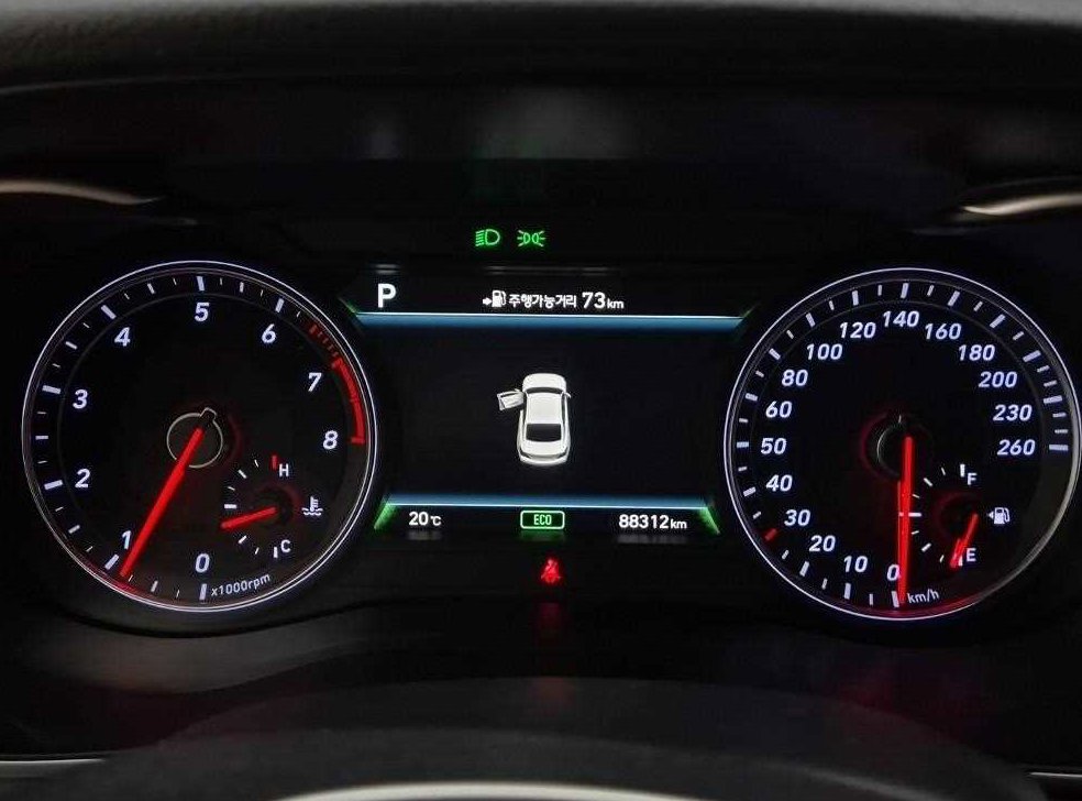 제네시스 G70 2.0T AWD 사진 6