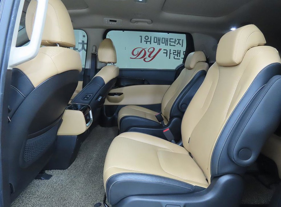 기아 카니발 디젤 9인승 노블레스 사진 6