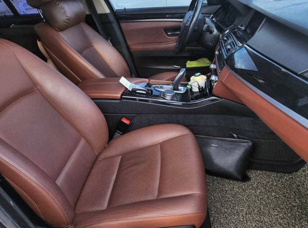 BMW 5시리즈 520d xDrive M 에어로다이나믹 사진 15