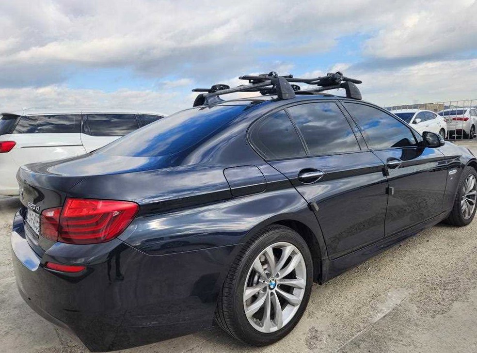 BMW 5시리즈 520d xDrive M 에어로다이나믹 사진 4