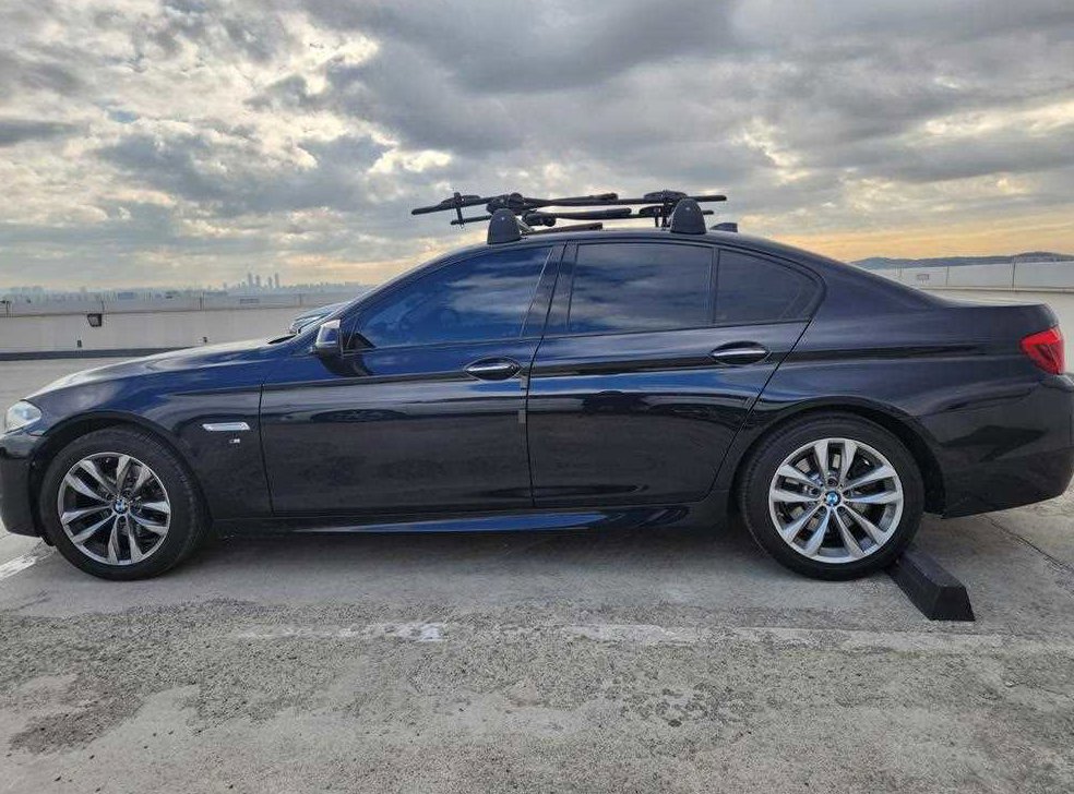 BMW 5시리즈 520d xDrive M 에어로다이나믹 사진 9