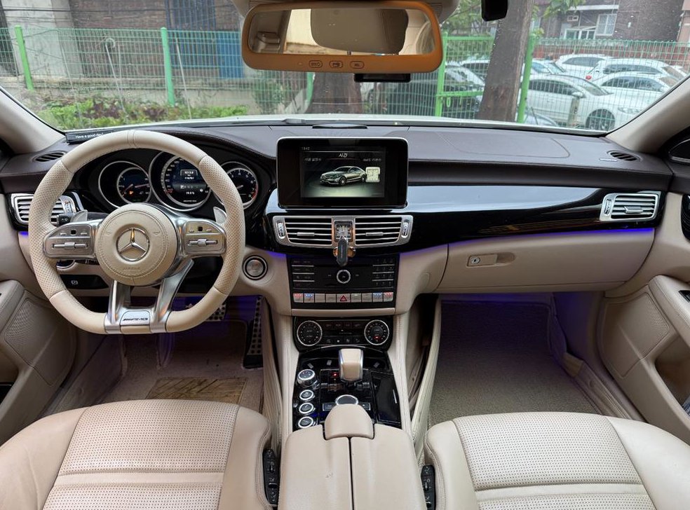 벤츠 CLS 클래스 CLS 63 AMG 4MATIC 사진 7
